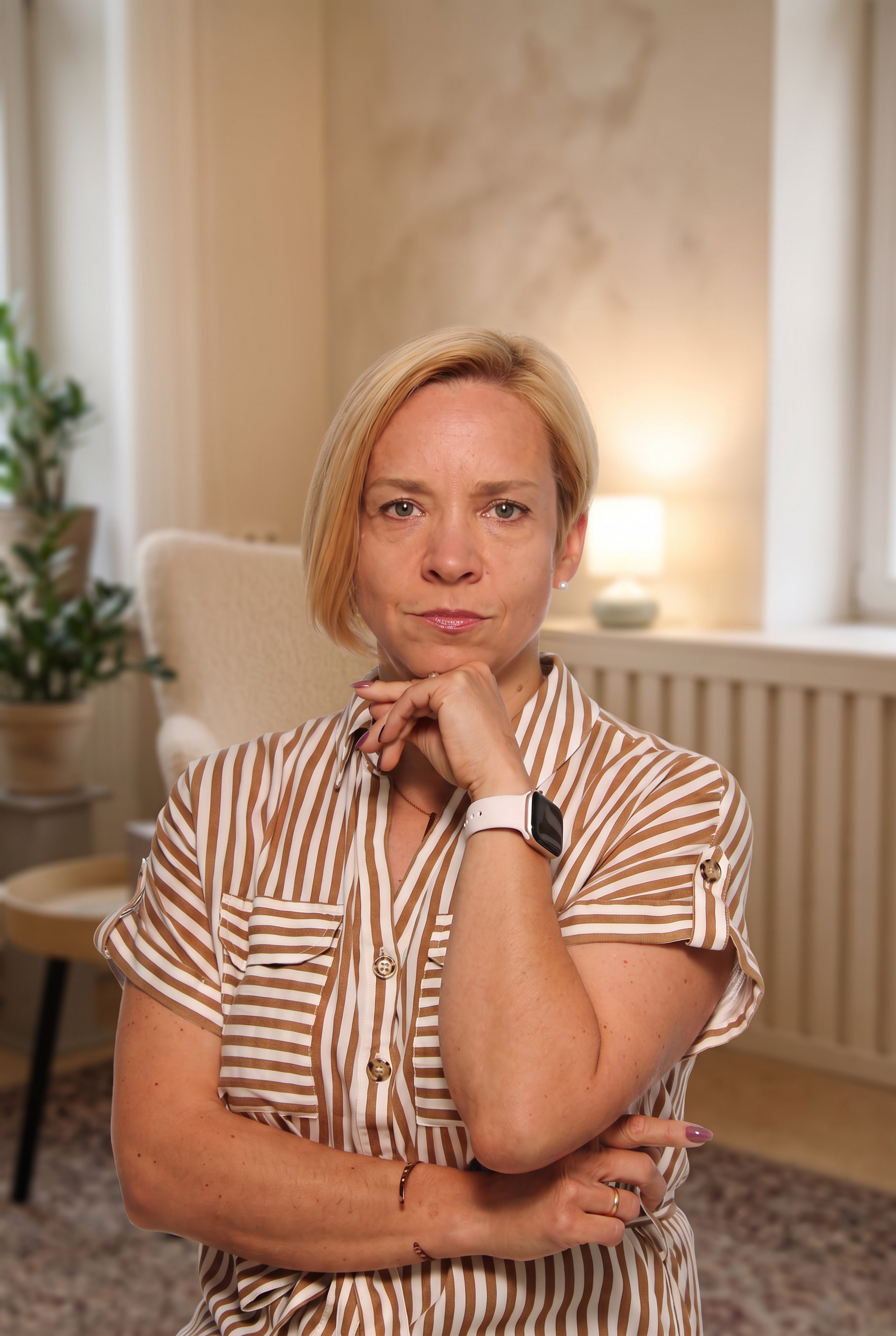 Annemari Muru portree — tunnetekeskne pereteraapia
